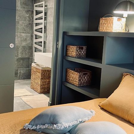Chambre Dans Maison De Ville Avec Piscine Et Garage En Centre Ville Montpellier Ngoại thất bức ảnh